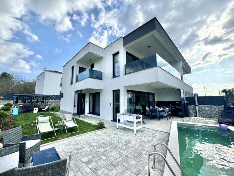 Marina Seaside Escape House in Primorje-Gorski Kotar County