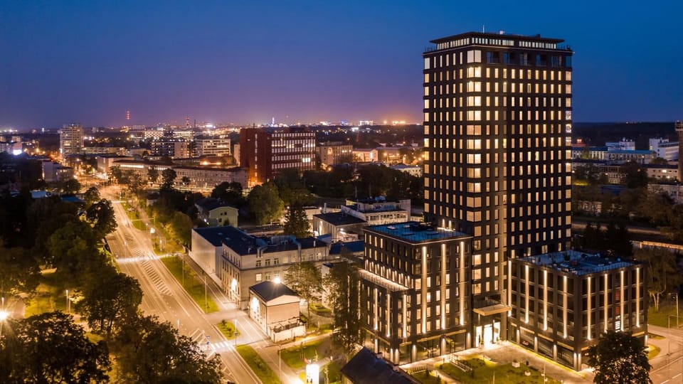 Property building, Neighbourhood, Bird's eye view, Location
