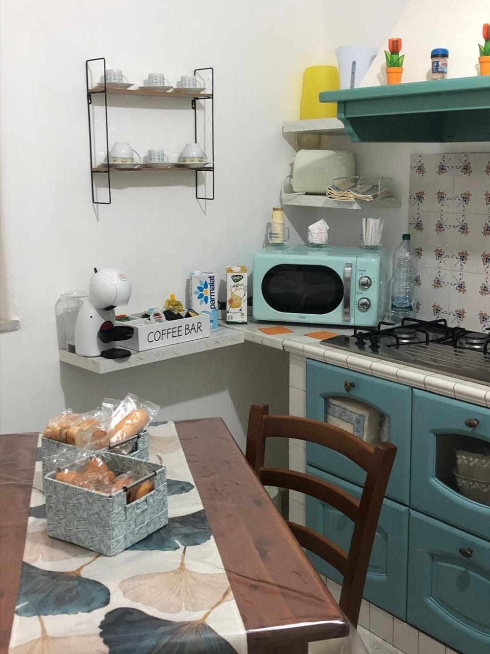 Kitchen or kitchenette, Kitchen or kitchenette