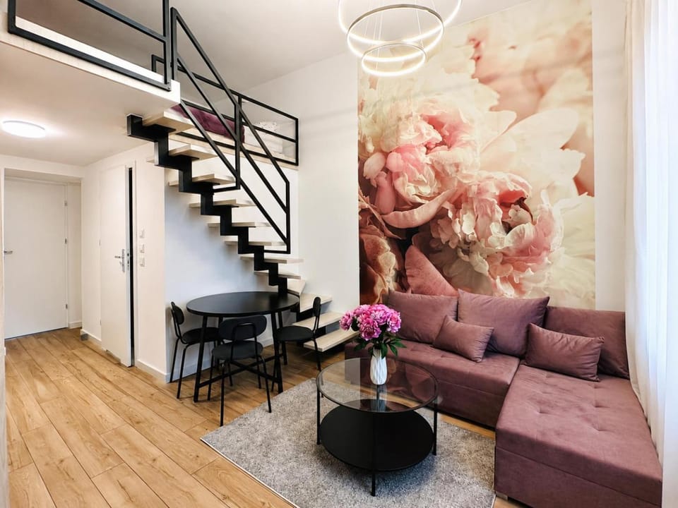 Smart Studio Garden Apartment in Krakow
