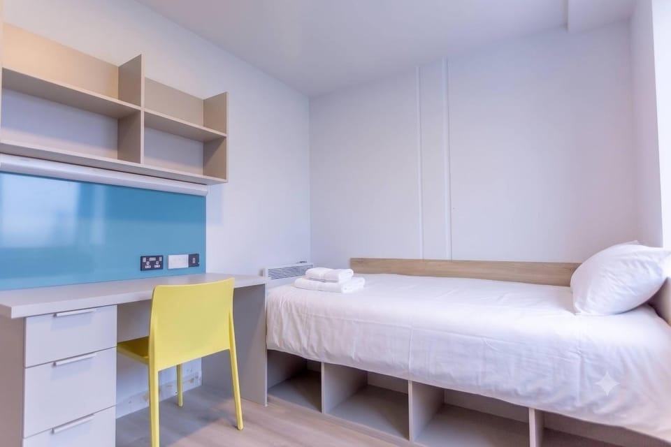 Ensuite Private Room in Dublin City Center House in Dublin