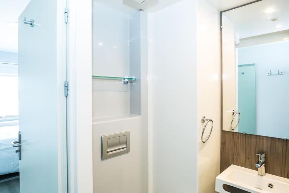 Ensuite Private Room in Dublin City Center House in Dublin