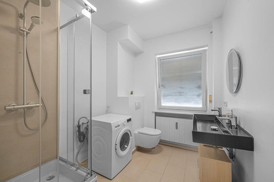 Kanal Apartment No3 I 8P I München Apartment in Munich