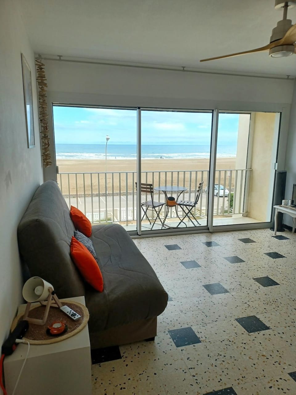 Studio face à la mer - les pieds dans l'eau Apartment in Port-la-Nouvelle