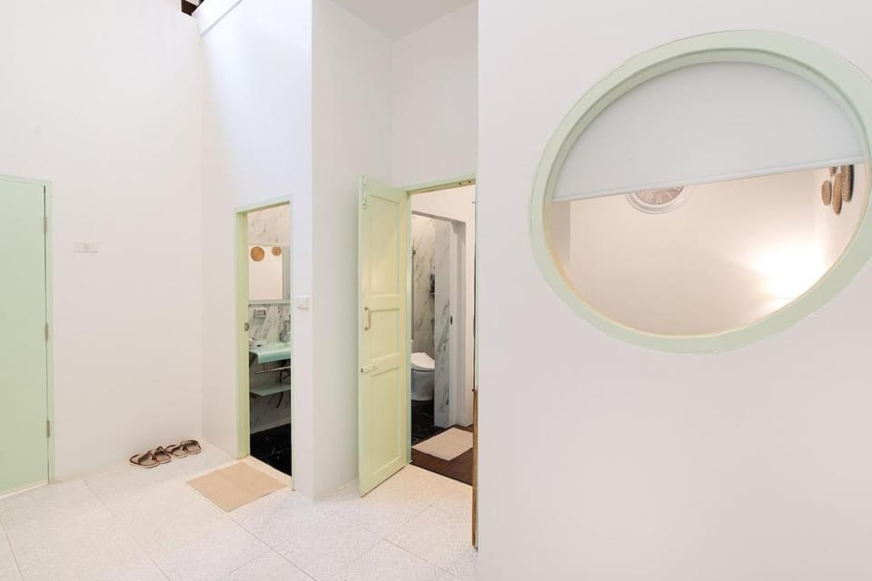 Bathroom, Public Bath, Bath