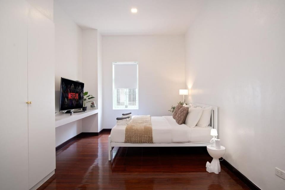 Bed, Bedroom, wardrobe