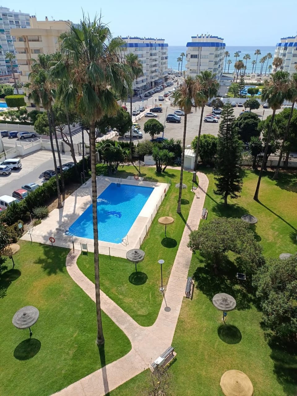 Cozy apartment with pool and ocean views Apartment in Benalmadena