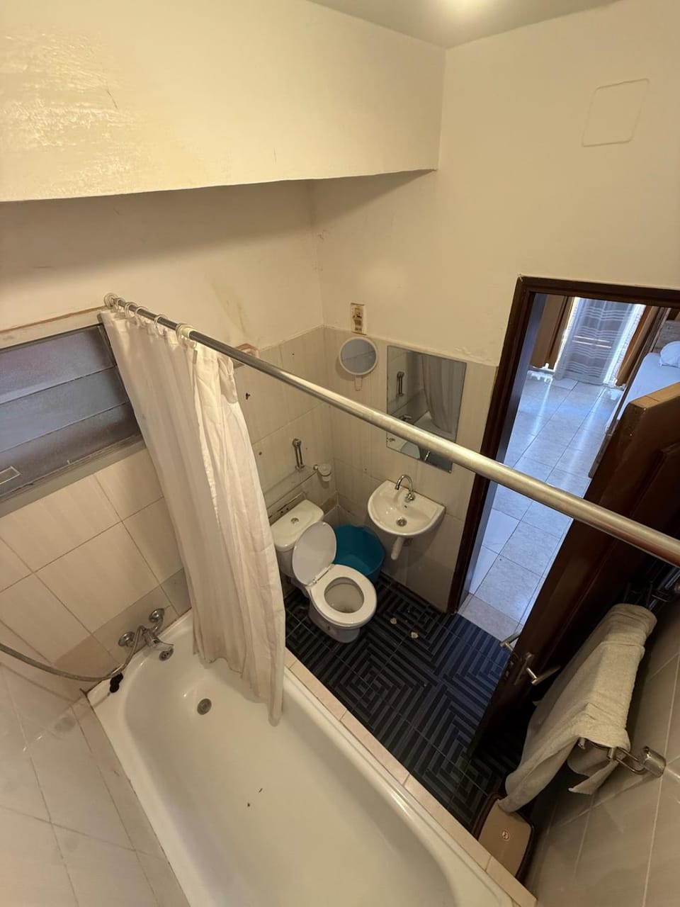 Comfy Jasmin Room 2 ministry of interior dakar ville Apartment in Dakar