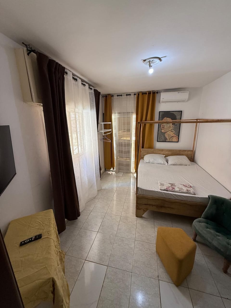 Comfy Jasmin Room 2 ministry of interior dakar ville Apartment in Dakar