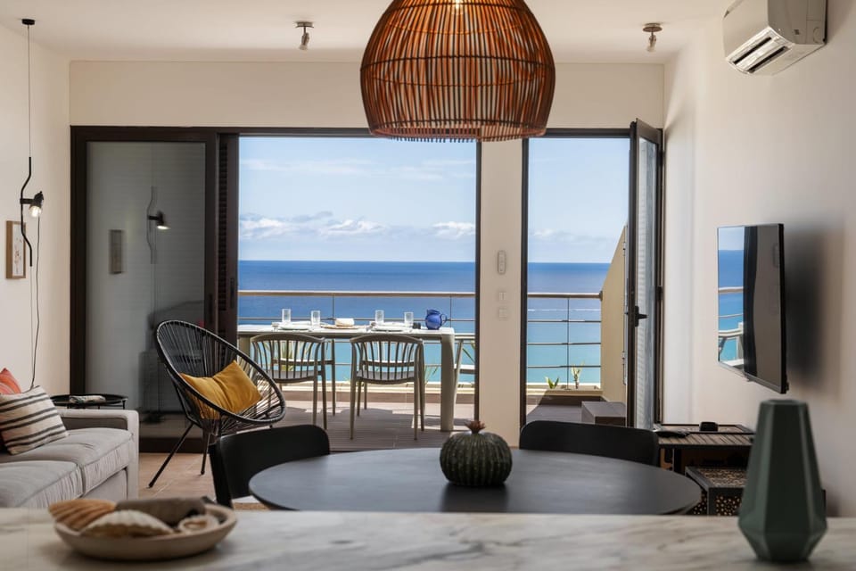 TV and multimedia, Balcony/Terrace, Living room, Seating area, Sea view