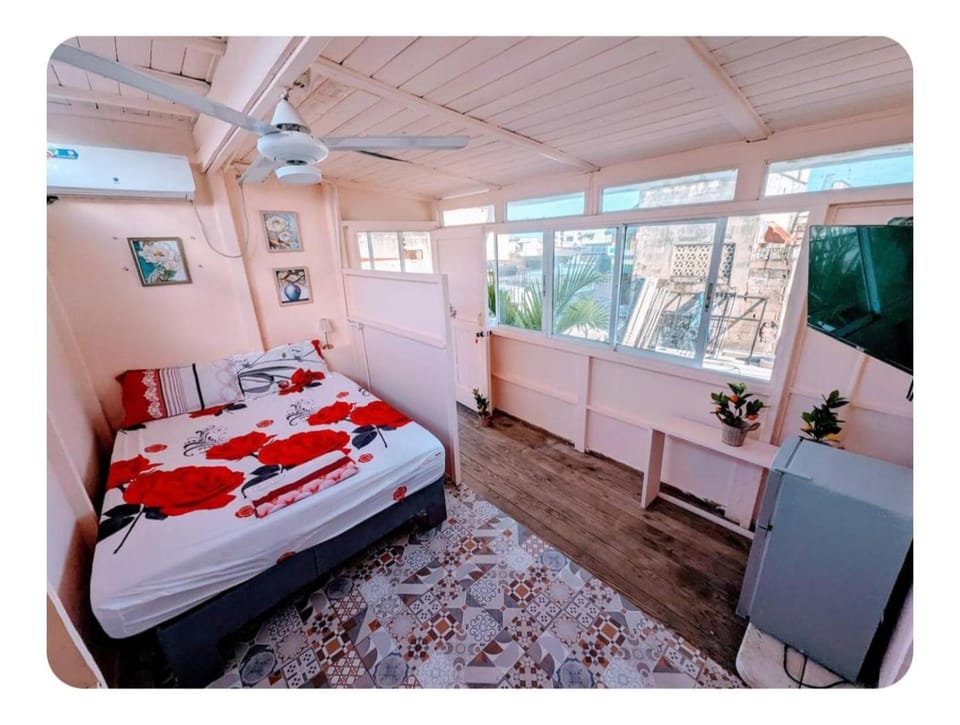 Bed, air conditioner