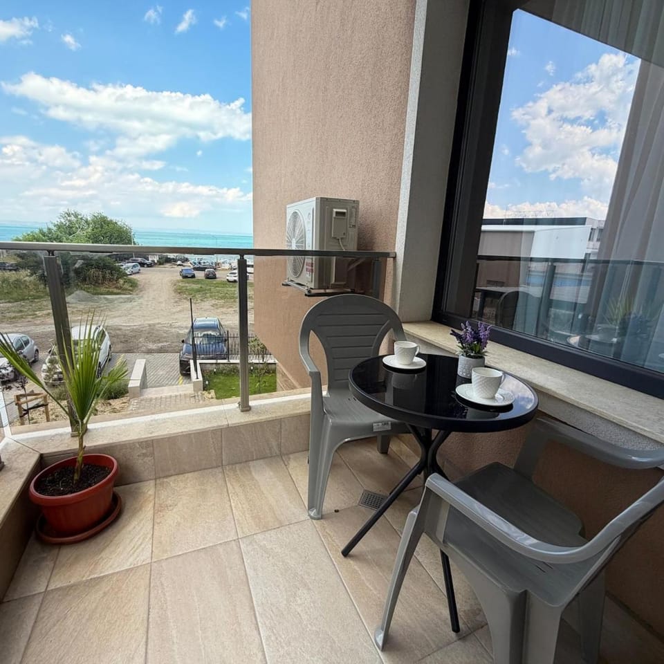 Balcony/Terrace, Balcony/Terrace