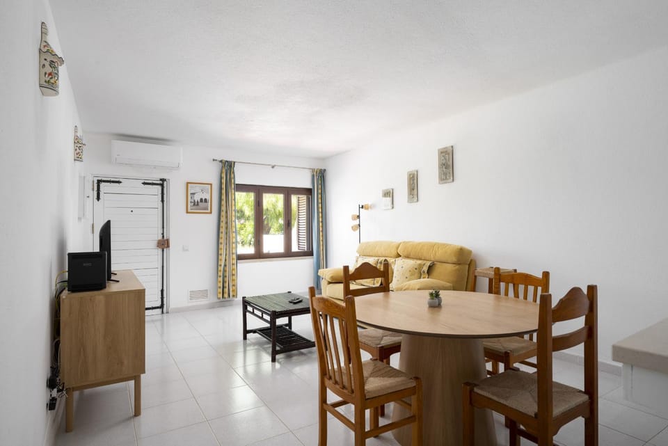 Casal das Alfarrobeiras by Hdproperties Apartment in Quarteira