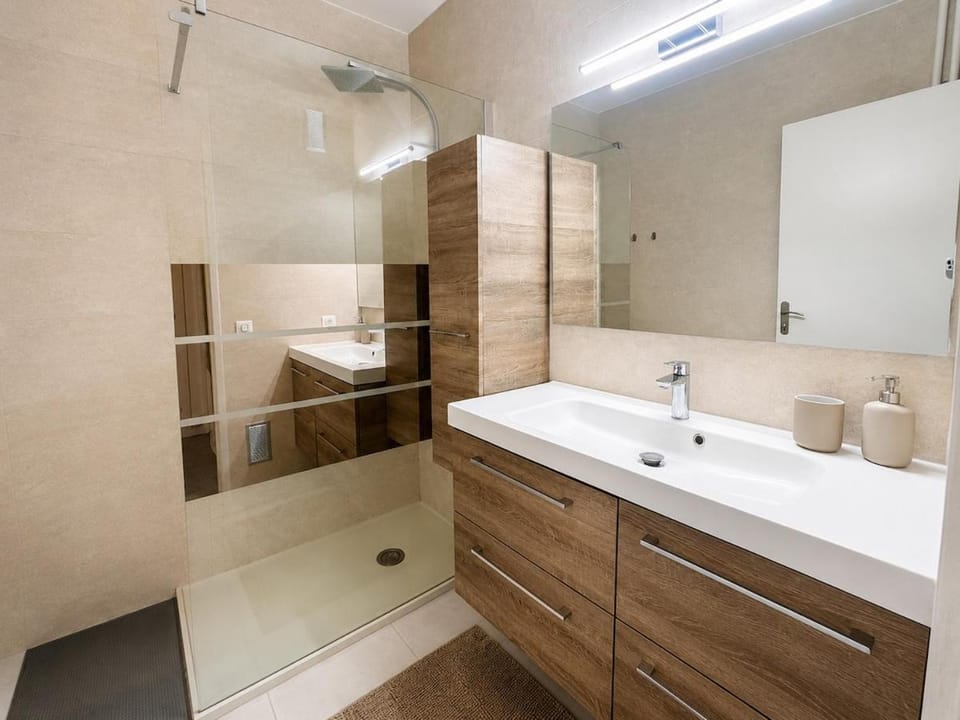 Appartement à 3min à pieds des plages Apartment in Antibes