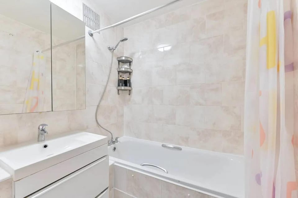 Shower, Bathroom, Bath