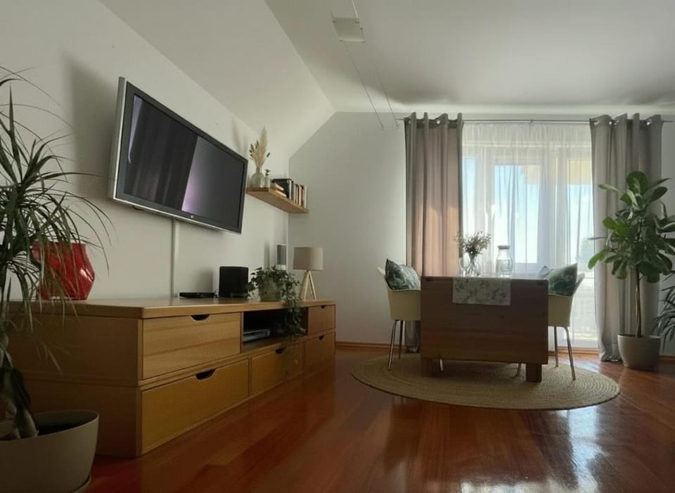 Apartament Klonowa z Jacuzzi przy plaży Kołobrzeg Apartment in West Pomeranian Voivodeship, Poland
