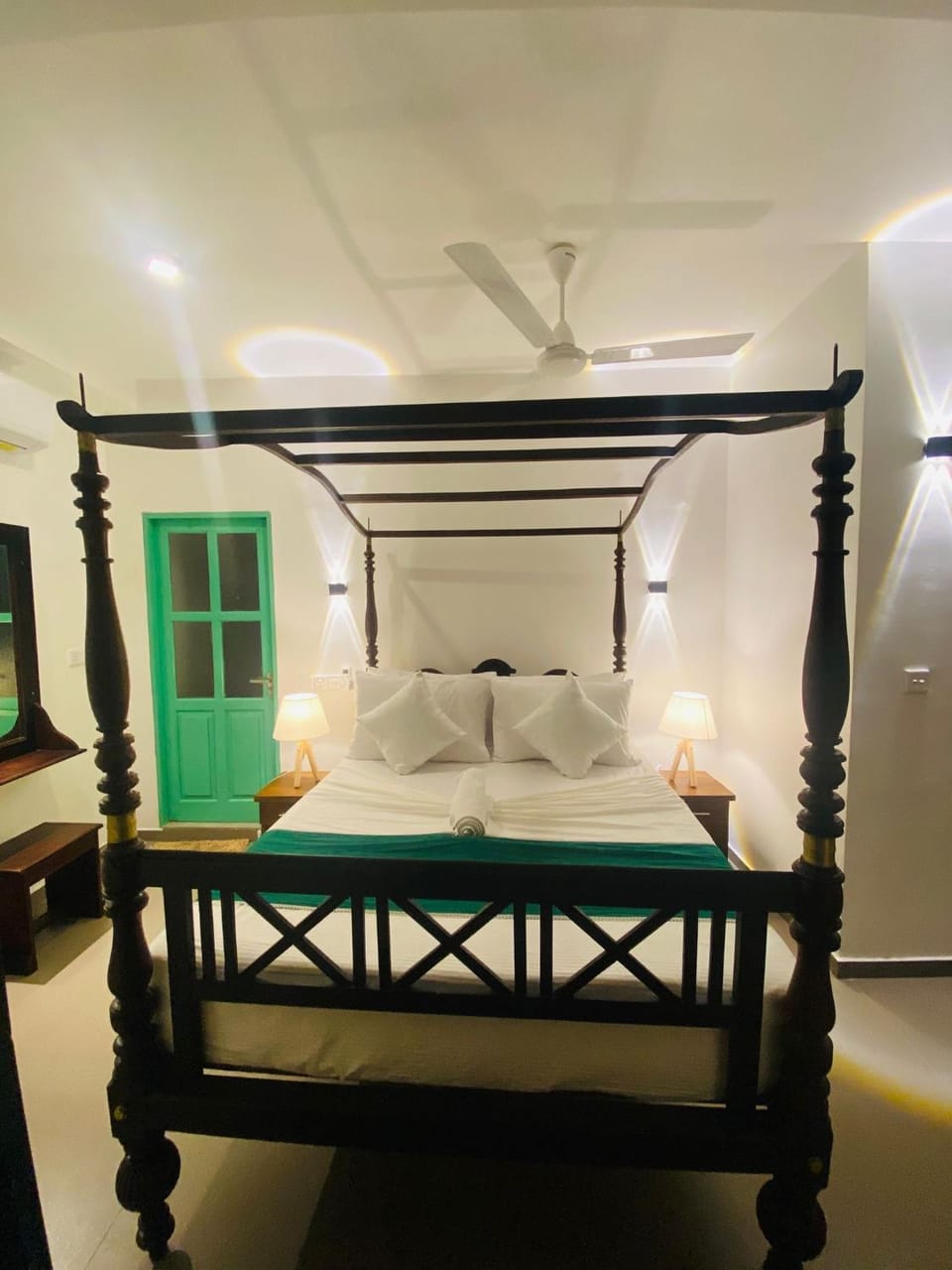 Villa Crown Waves Bed and Breakfast in Southern Province