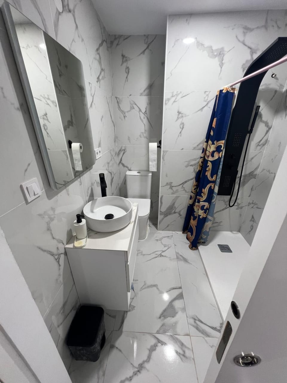 Gandía Jacuzzi Suites Apartment in Gandia