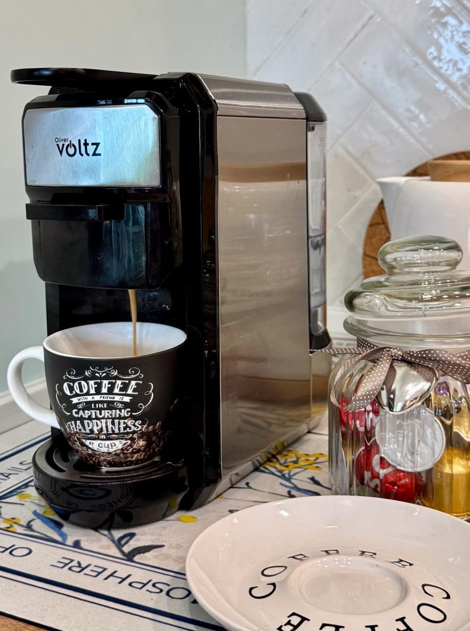 Coffee/tea facilities, kitchen