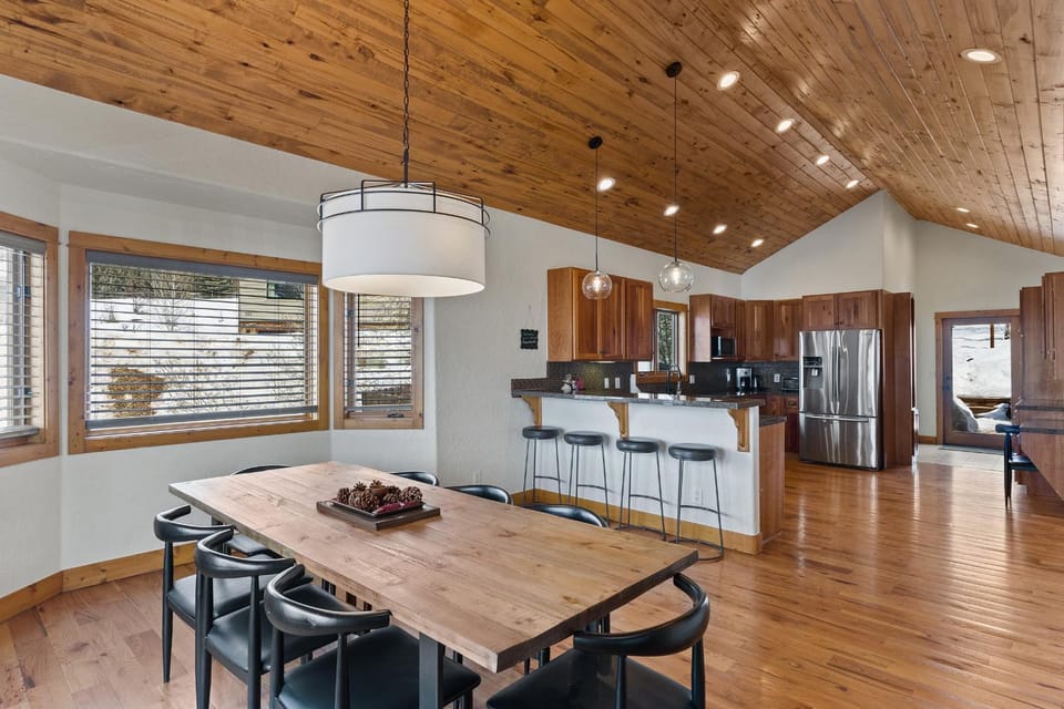 Hilltop Hideaway House in Steamboat Springs