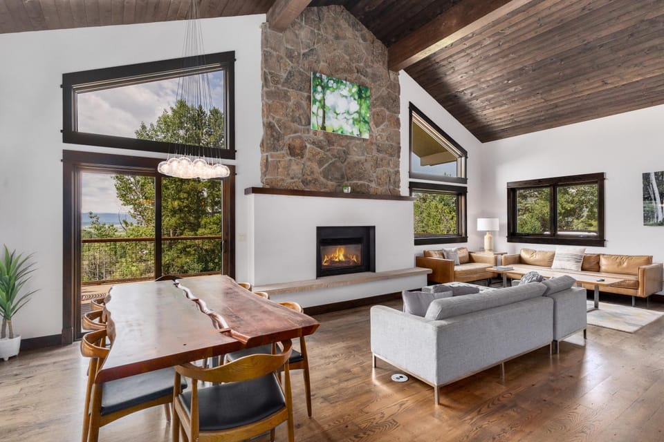 Alpenglow Retreat House in Steamboat Springs