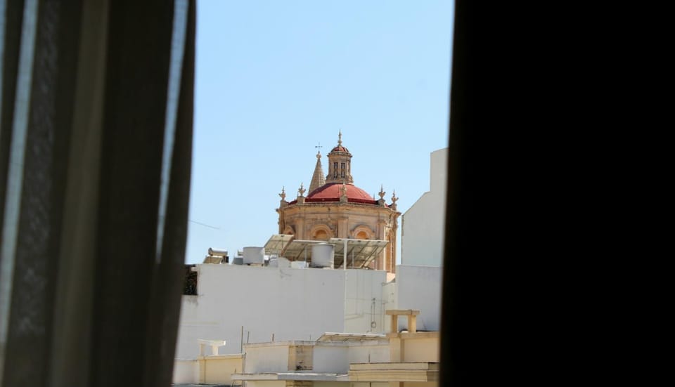 View (from property/room), Landmark view, Street view, Quiet street view
