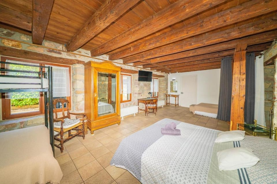 Bed, Bedroom, bunk bed, wardrobe