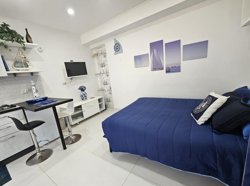 Bed, TV and multimedia