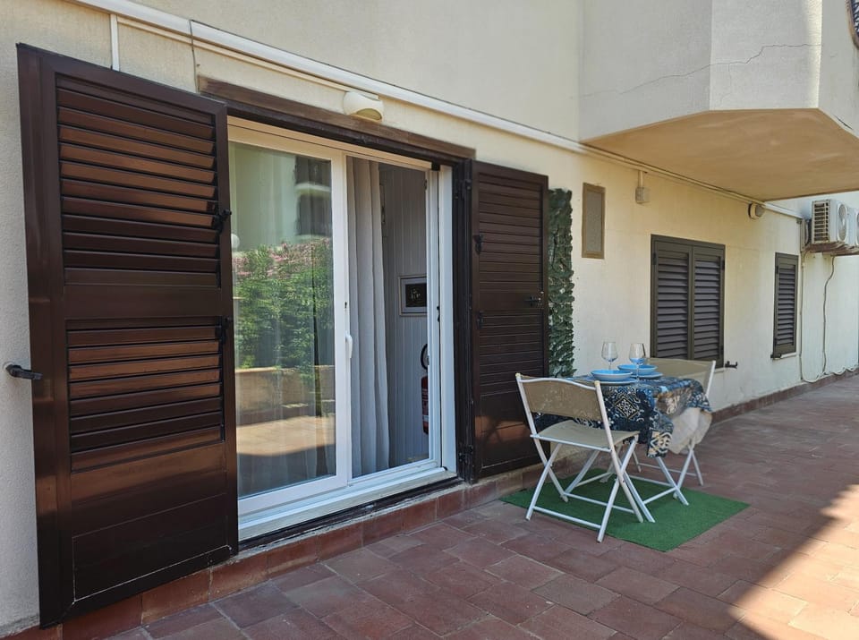 Property building, Dining area