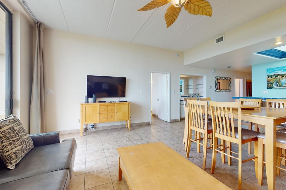 Ground-Floor Gulf-View 3BR: Suntide III - Unit 106 House in South Padre Island