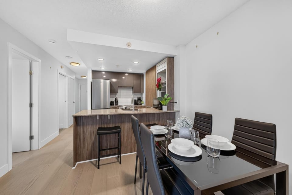 Cozy 2BR Stay in the Heart of Downtown Apartment in Vancouver