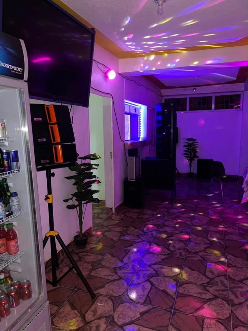 BAYO-HOTEl Hotel in Vaudreuil