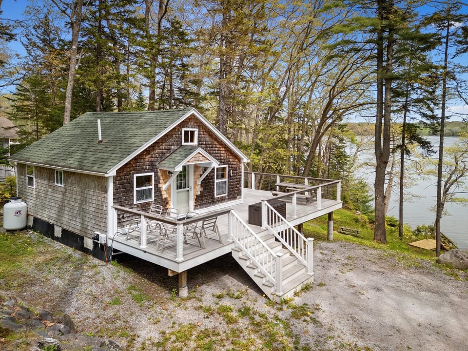 Property building, Day, Natural landscape, Lake view