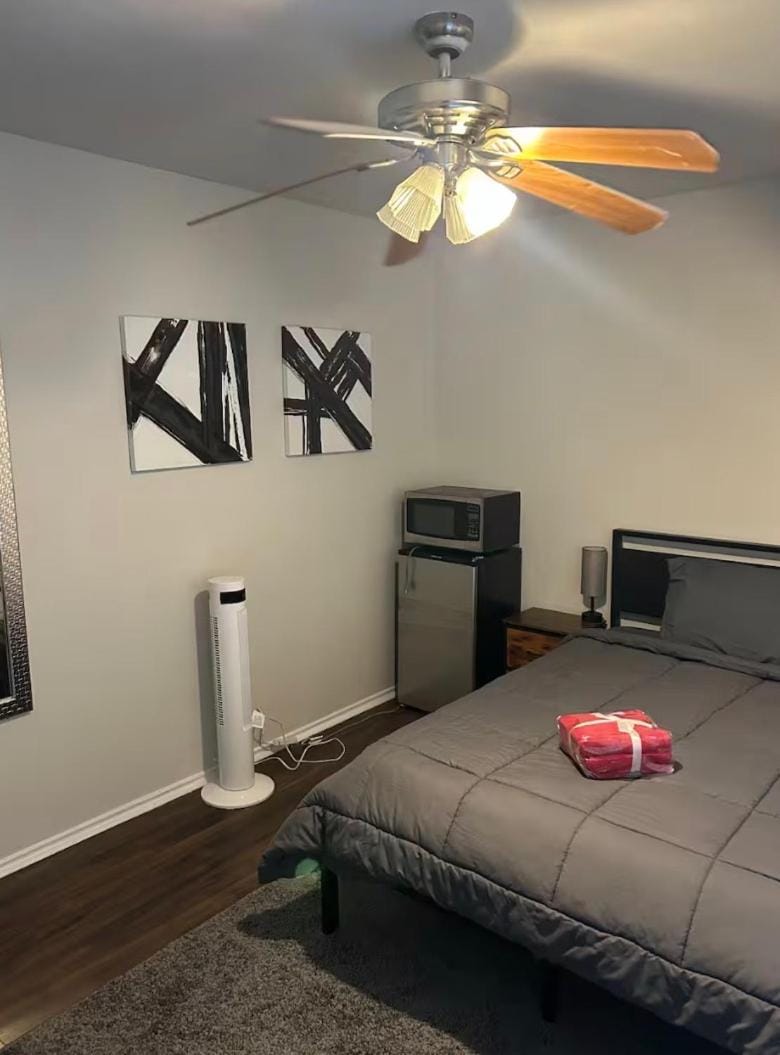 Cozy private room near COTA and Tesla Vacation rental in Austin