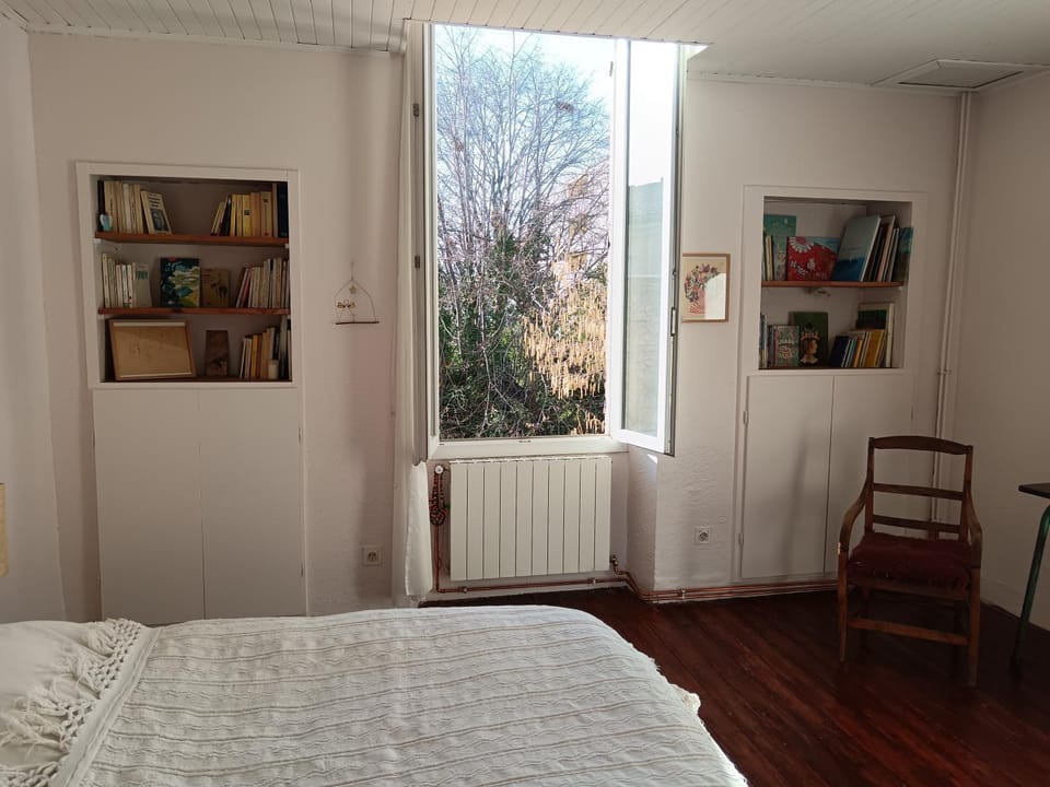 Chambre au calme Vacation rental in Cavaillon