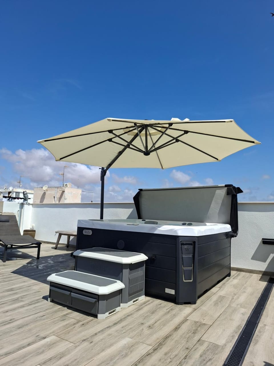 Day, Hot Tub, View (from property/room), Balcony/Terrace, sunbed