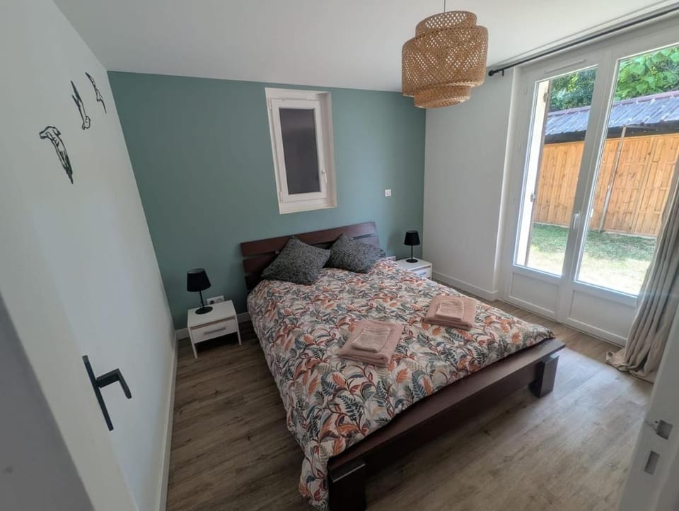 T2 cosy- terrasse privée aux portes de Périgueux Apartment in Nouvelle-Aquitaine