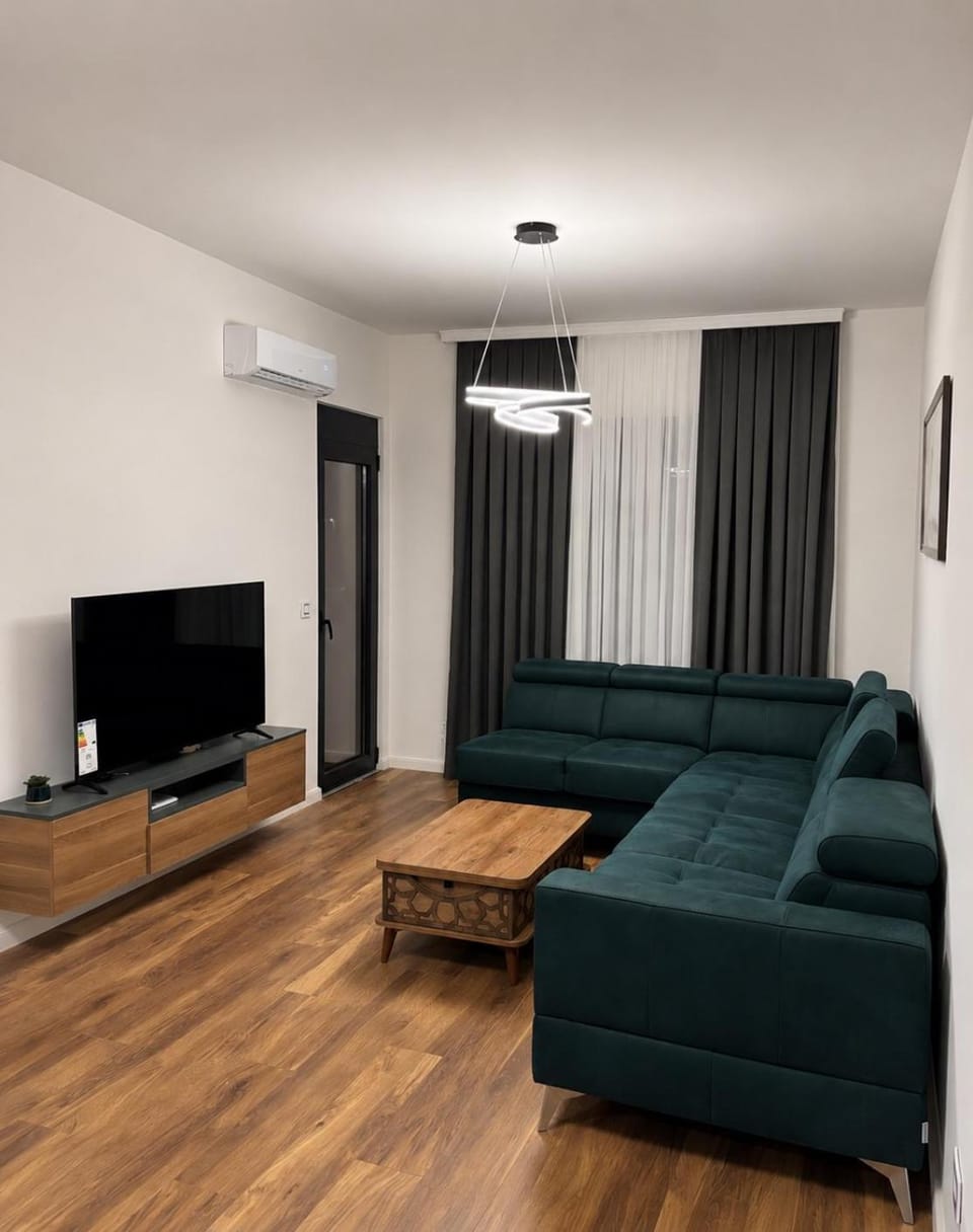 TV and multimedia, Balcony/Terrace, internet