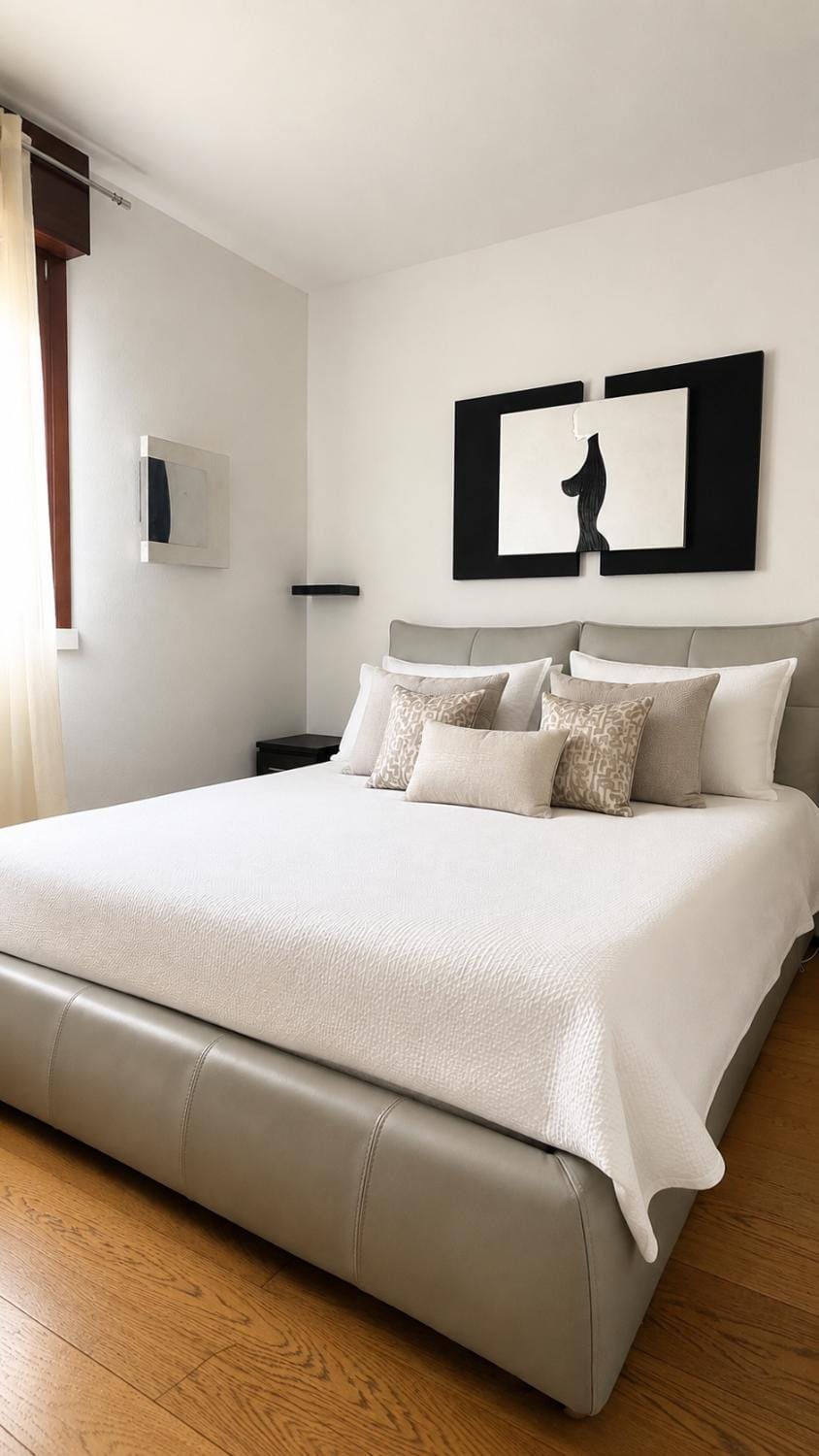 Bed, Photo of the whole room, Bedroom