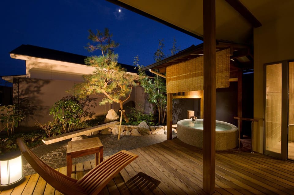 Balcony/Terrace, Photo of the whole room