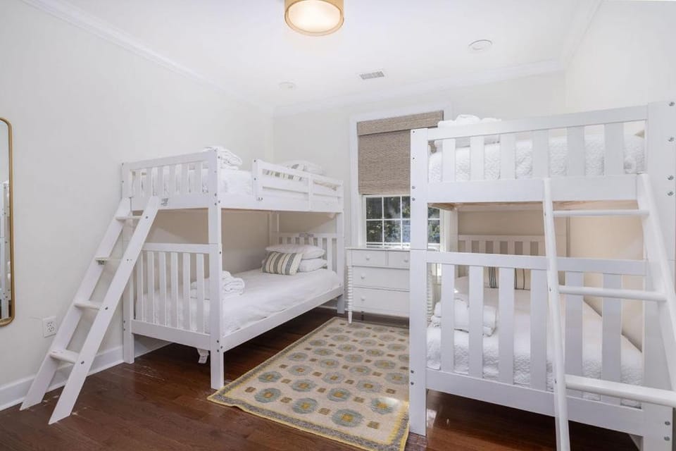 Bed, Bedroom, bunk bed