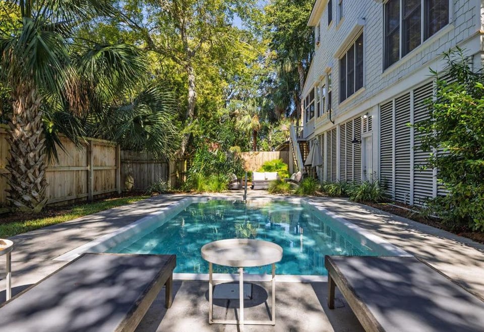 Patio, Pool view, Swimming pool