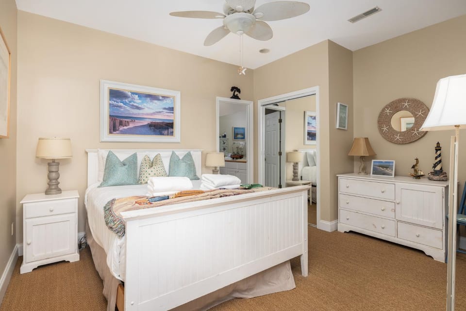Bed, Bedroom, furniture
