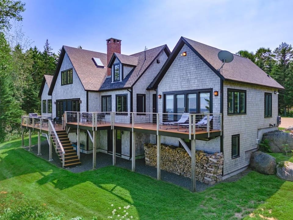 Property building, Spring, Day, Garden