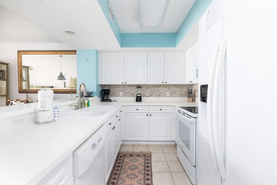 Chas. Oceanfront Villas 216 - The Graceful Egret Apartment in Folly Beach