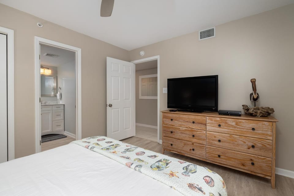Charleston Oceanfront Villas Apartment in Folly Beach