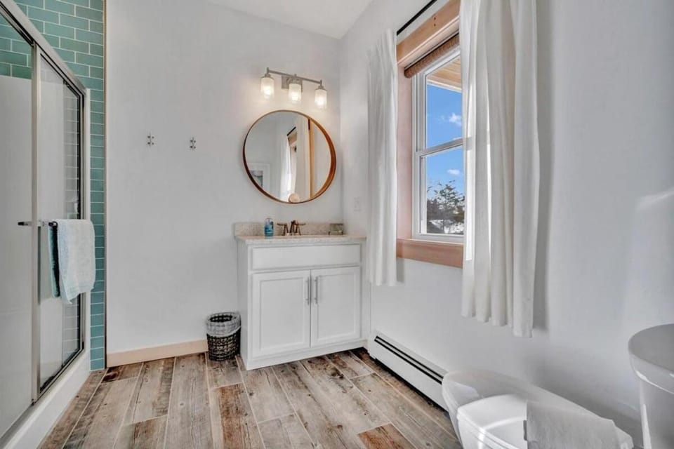 Toilet, Bathroom, Bath