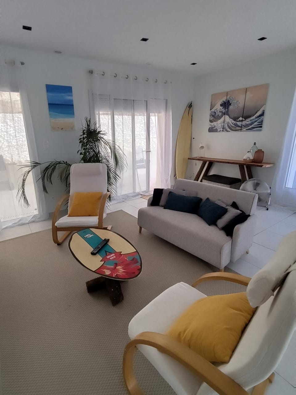 Living room, Seating area
