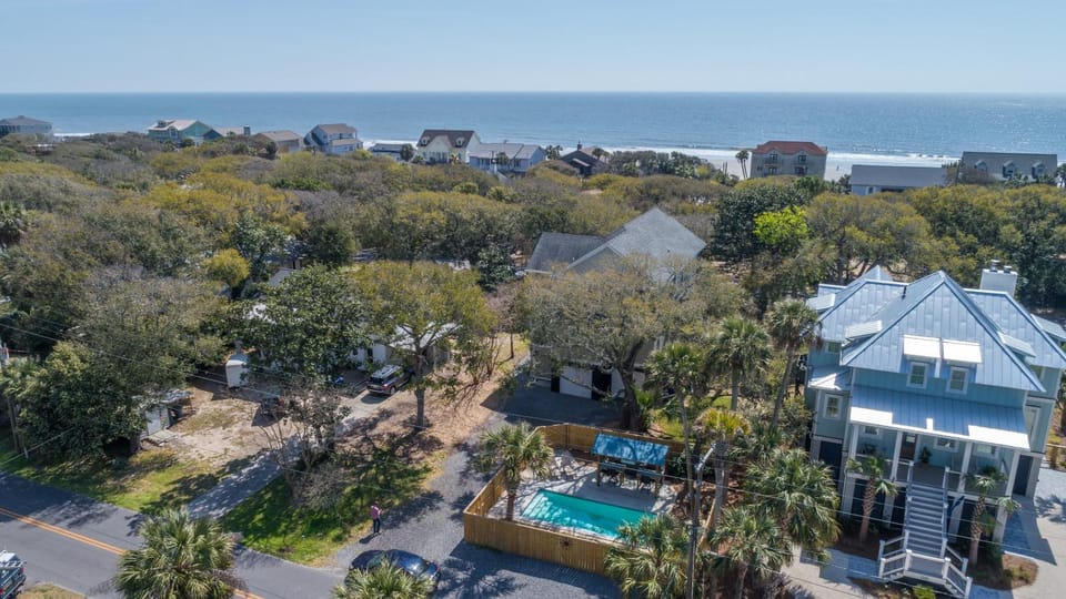 East Ashley Avenue 1008 - The Okeanos House in Folly Beach