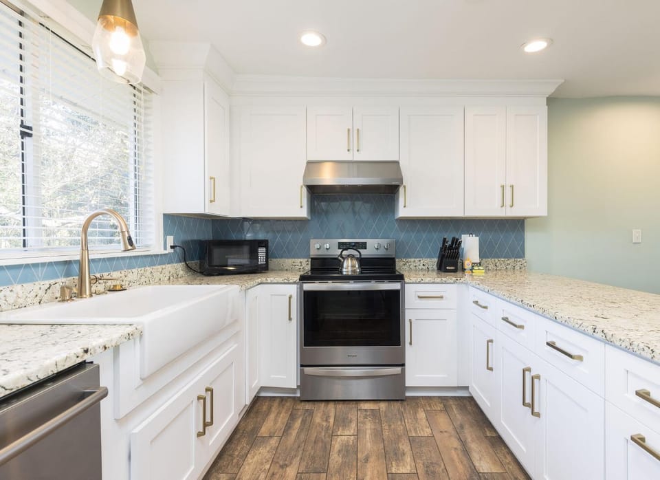 East Ashley Avenue 1305 - Ocean Oaks House in Folly Beach